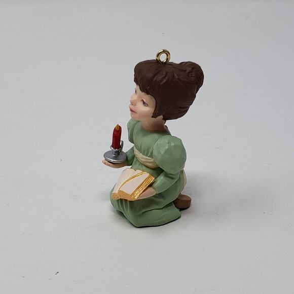 1996 Hallmark Payer for Peace Handcrafted Keepsake Holiday Christmas Ornament. - Picture 4 of 8